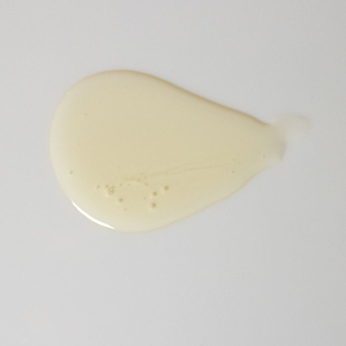 Use this Vitamin C and DMAE cleanser in the morning and evening. Gently massage a dime-size amount over wet or dry skin. C-ESTA Cleansing Gel is highly concentrated. Adding water produces more foaming lather. Remove with a clean, wet and wrung-out washcloth. Splash face 10-15 times with lukewarm water. Blot dry.