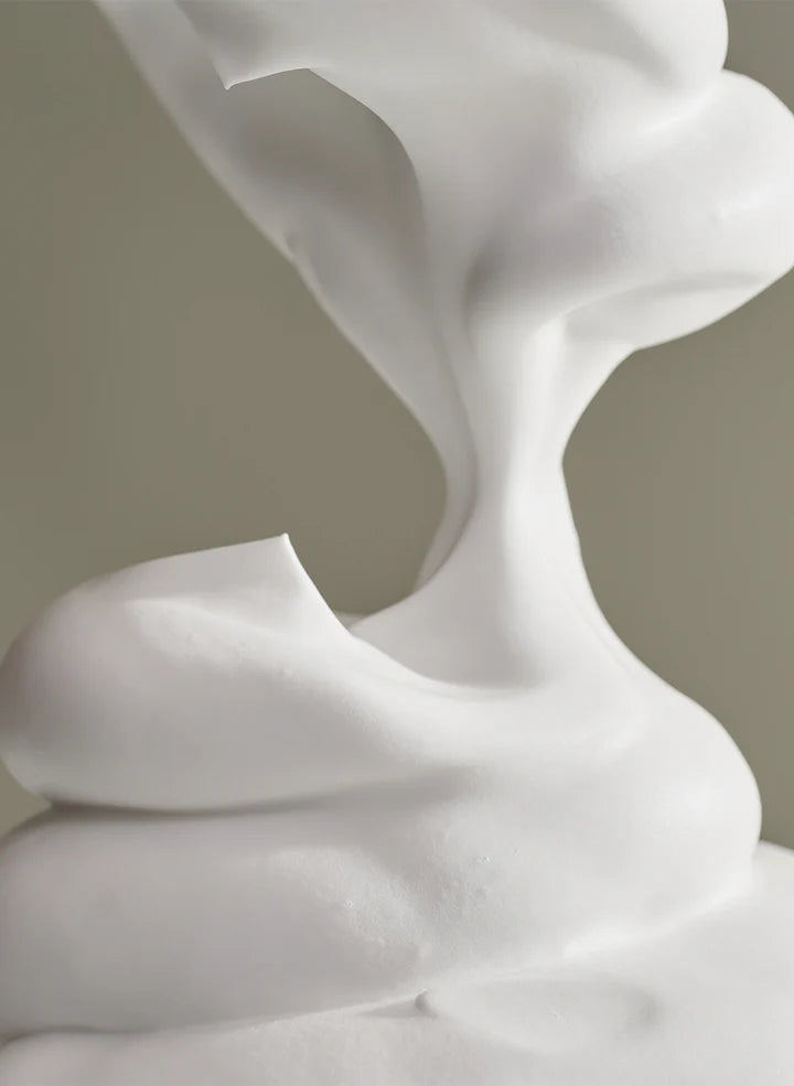 UNITE ELEVATE Mousse